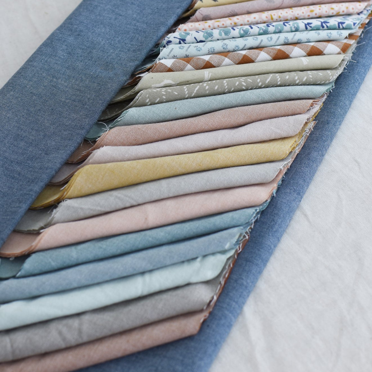 Dash Dash Dot - Full Fabric Kit - Fabric Only – jenkingwell.com